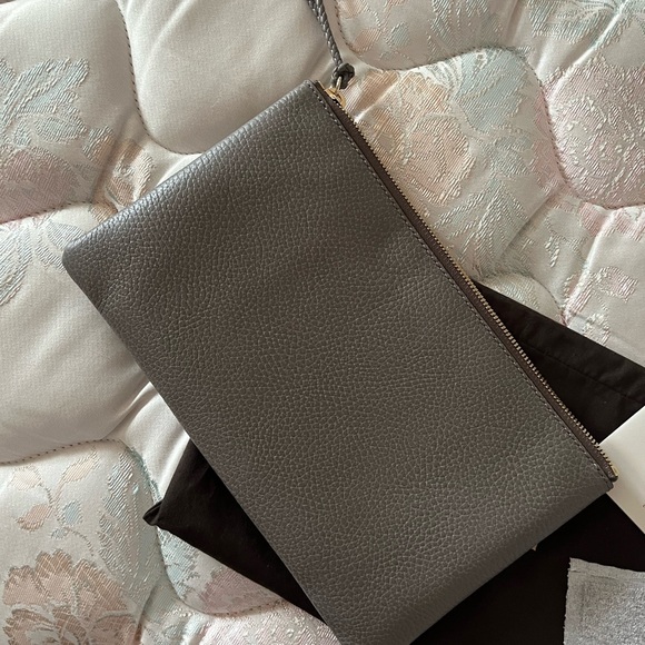 Gucci Bamboo Clutch - Picture 10 of 13